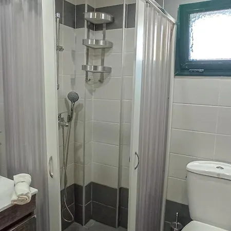 Thalassa - 2 Bedroom Seaside